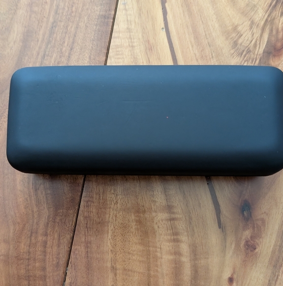 Karl Lagerfeld Logo Glass Case New ❤️ - Picture 6 of 6